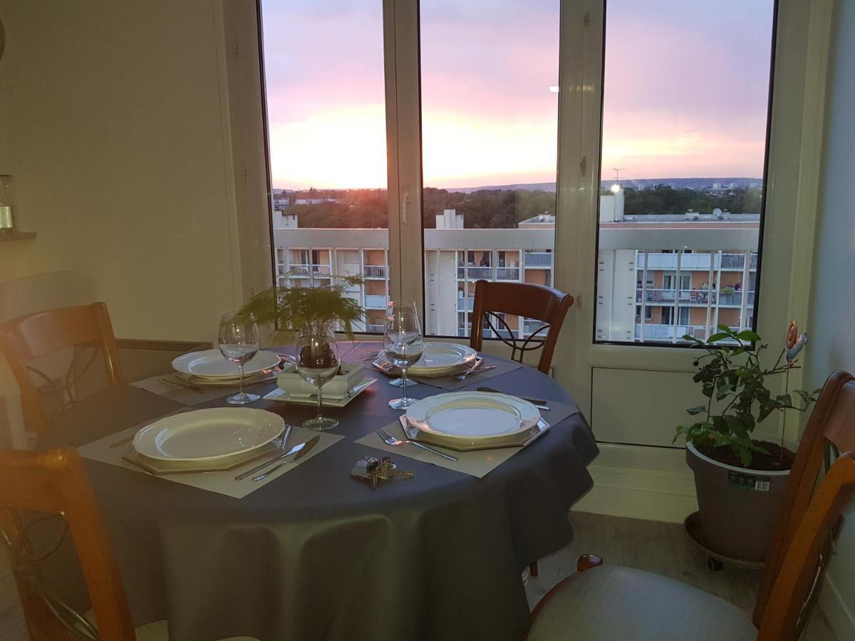 Grand Appartement Proche De Paris Chille Zewnętrze zdjęcie